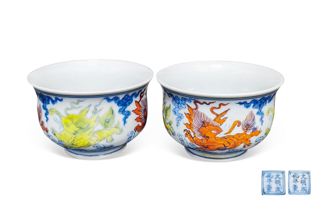 202501_299 斗彩海兽纹杯一对 明成化 