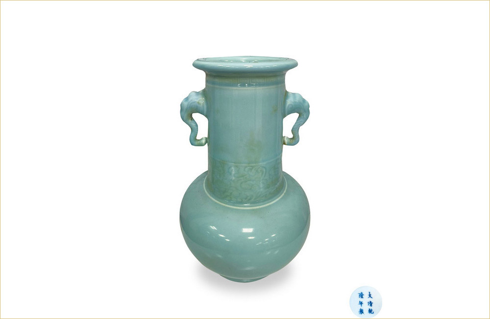 2025_02_0936 影青釉象耳尊 清乾隆 
